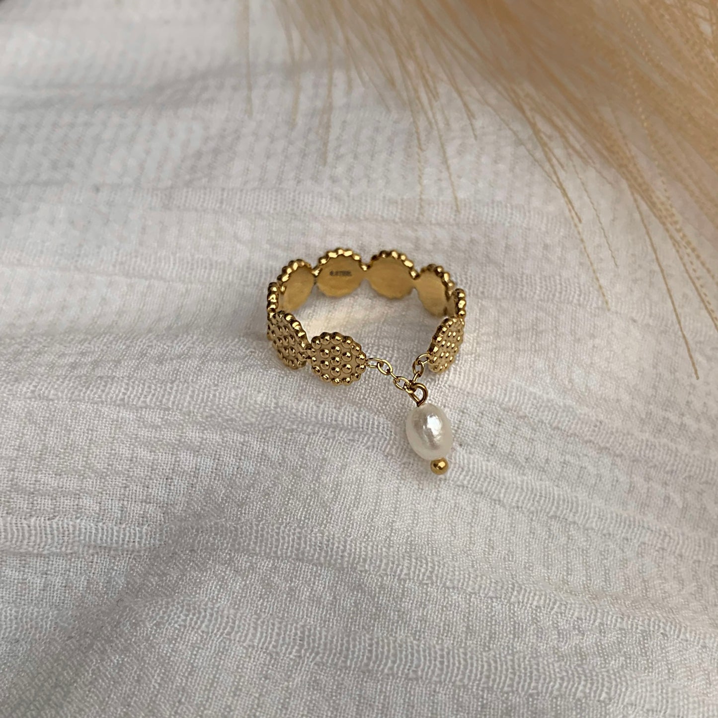 Bague Perle dorée