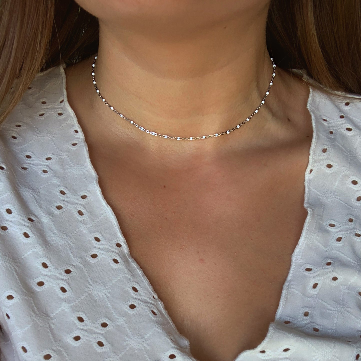 Collier Lisa argenté et blanc